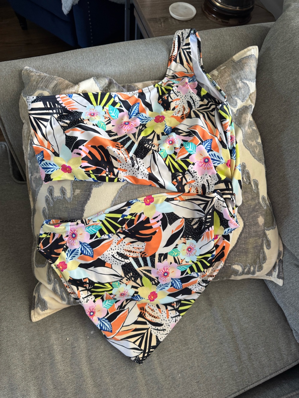 Old Navy Tropical Floral One-Piece Swimsuit - Black Multi